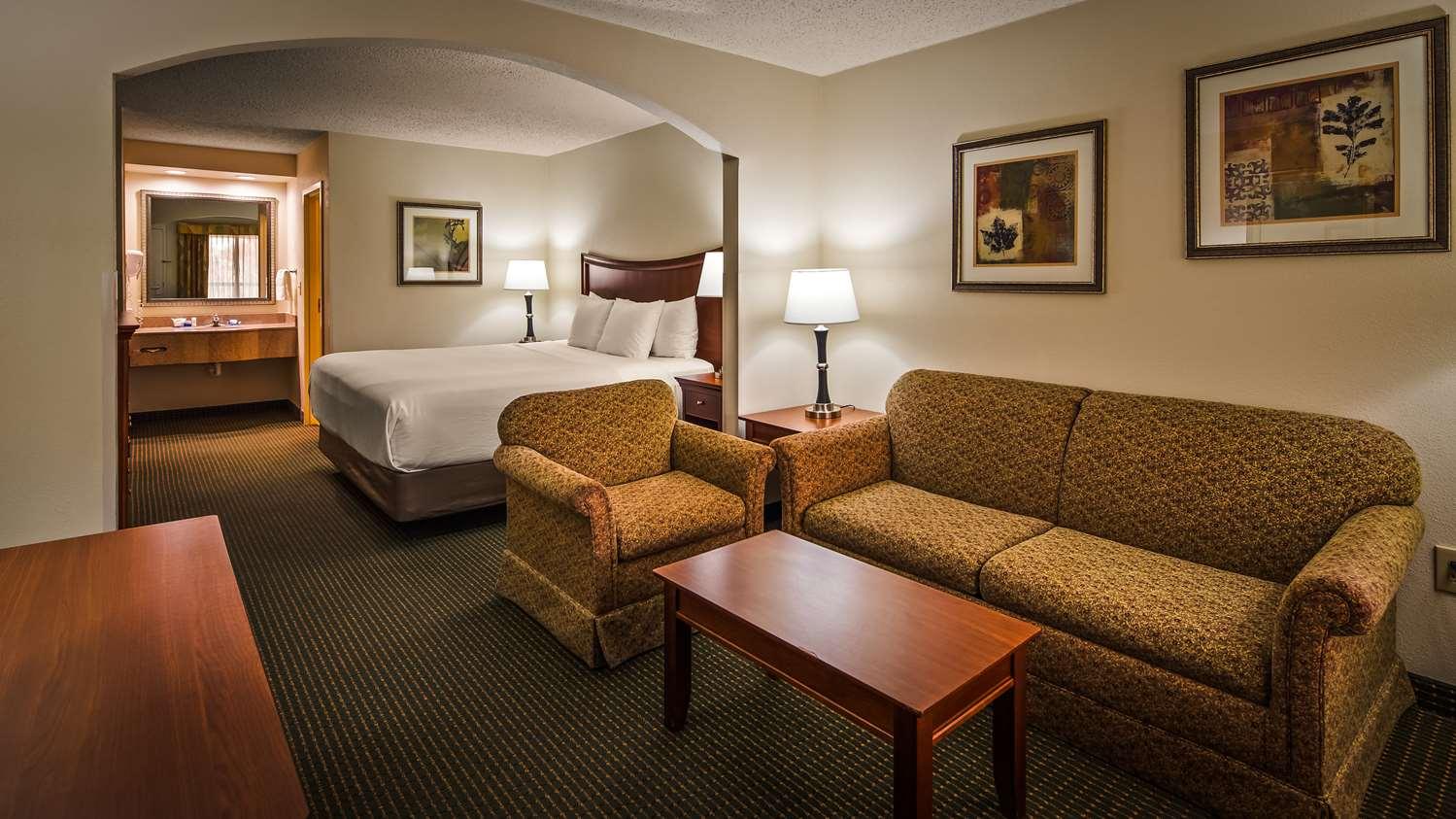 Best Western Inn & Suites מונרו מראה חיצוני תמונה