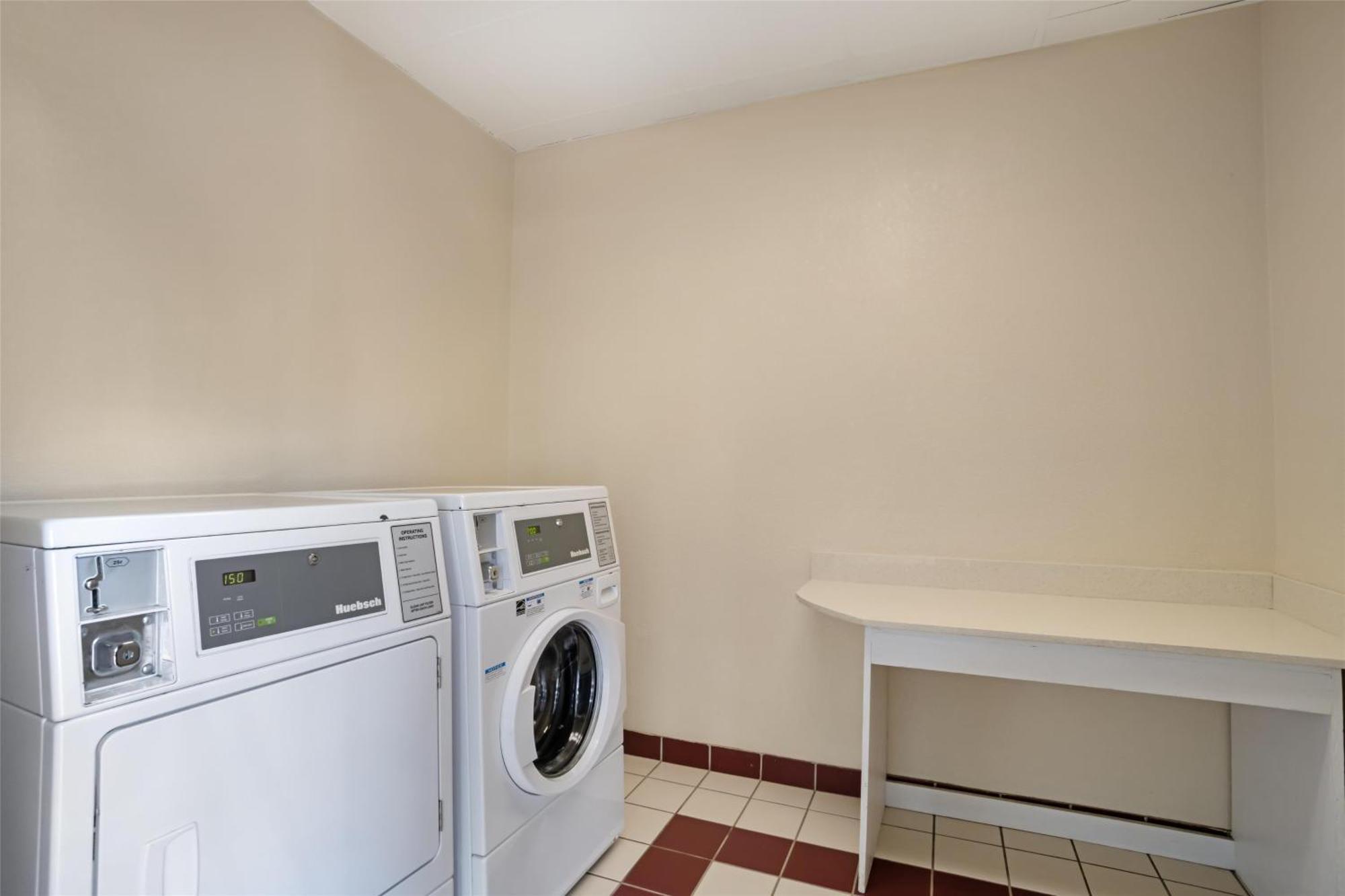 Best Western Inn & Suites מונרו מראה חיצוני תמונה