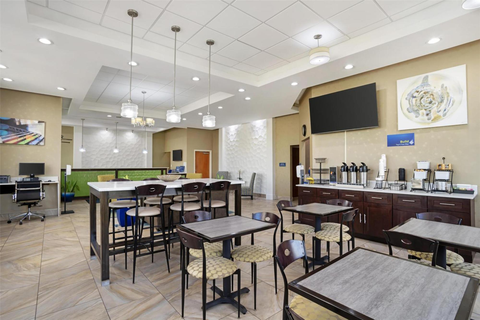 Best Western Inn & Suites מונרו מראה חיצוני תמונה