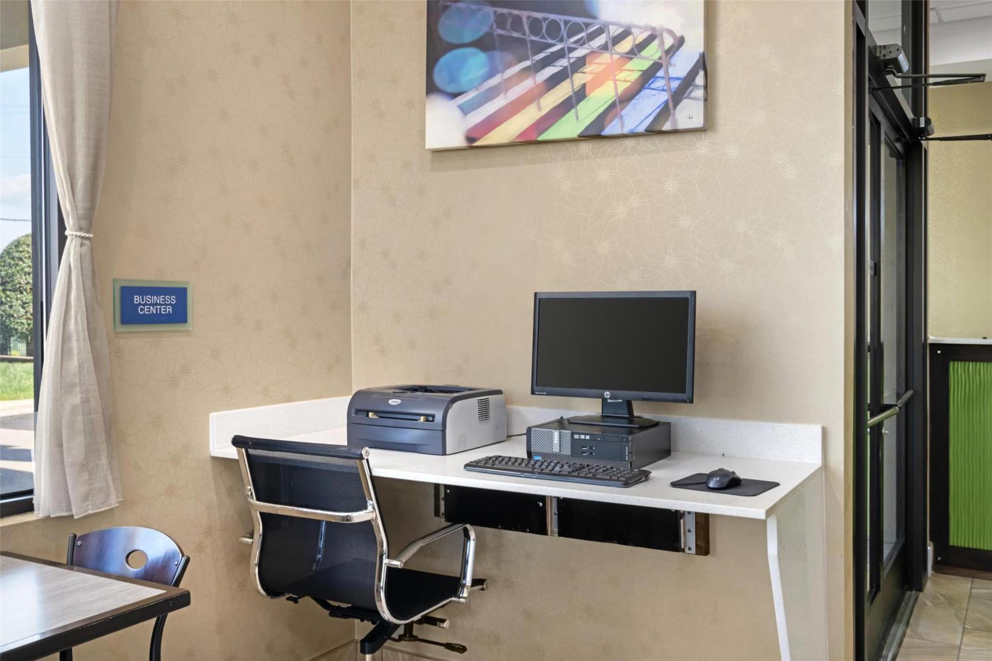 Best Western Inn & Suites מונרו מראה חיצוני תמונה