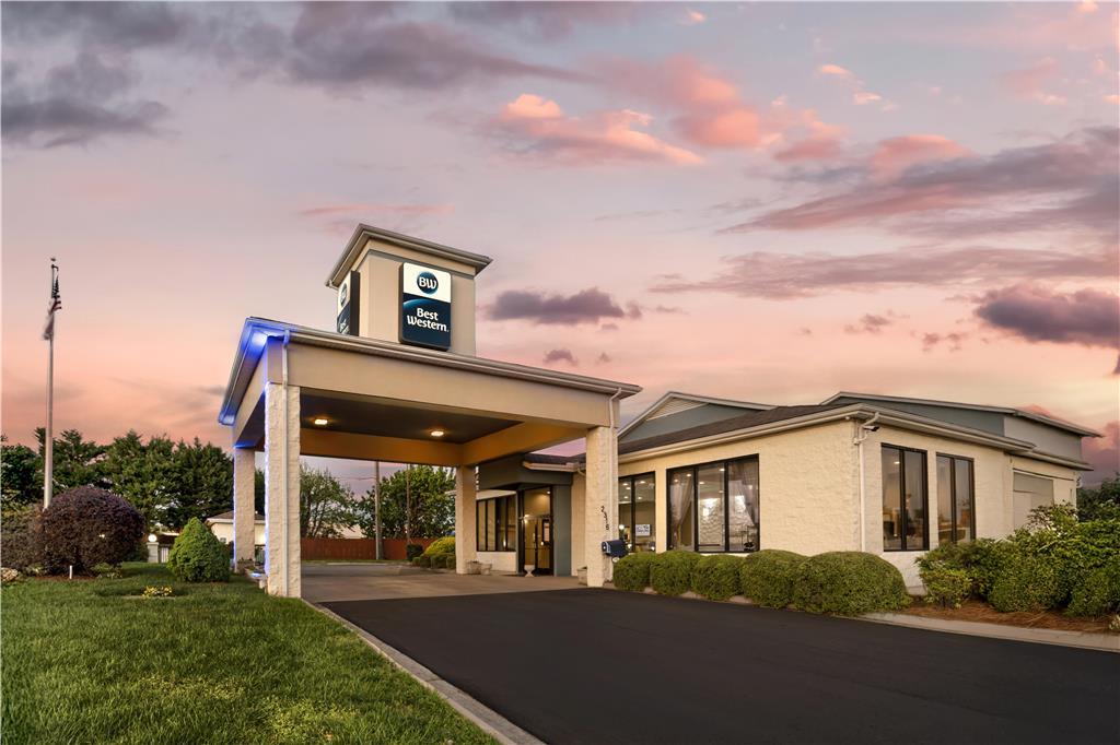 Best Western Inn & Suites מונרו מראה חיצוני תמונה